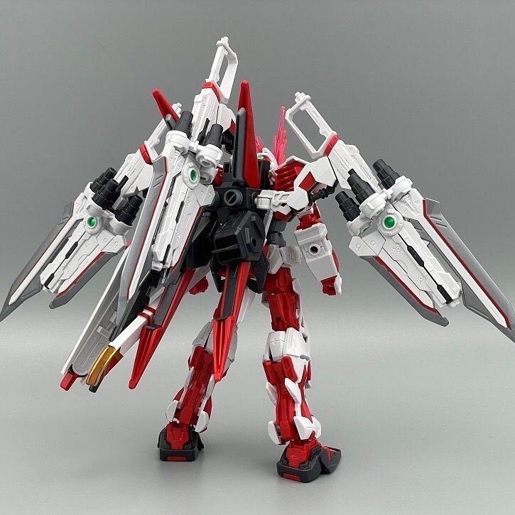 Astray Red Frame Gundam Assemb - огляд і ціна Model Kit Frame