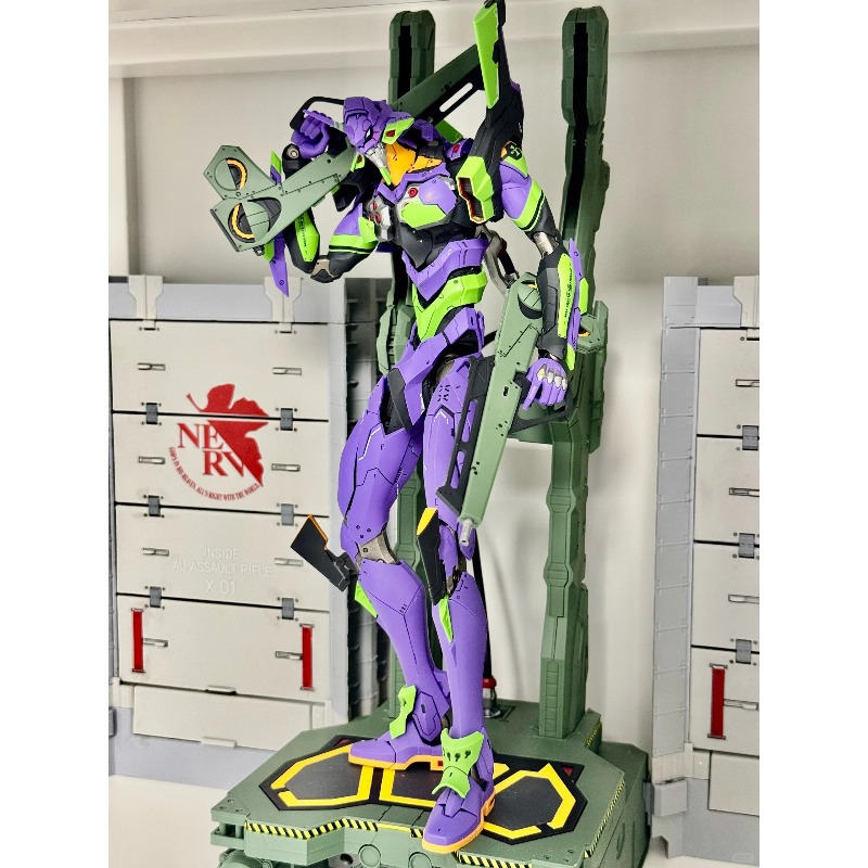 In Stock Tron Model Neon Genes - огляд і ціна Model Kit Genesis