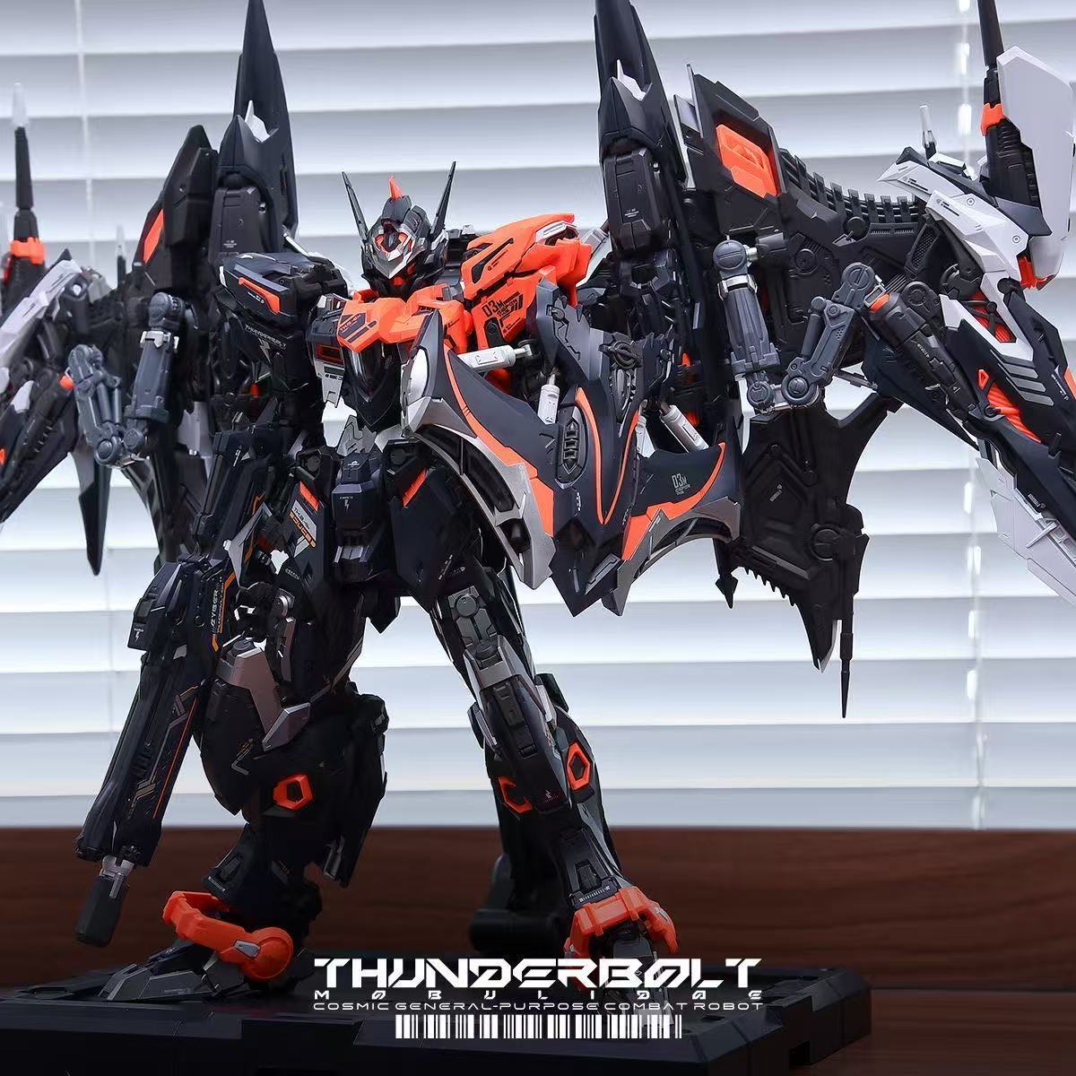 THUNDERBOLT MOBULIDAE 1/100 To - огляд і ціна Model Kit Infinite Dimension